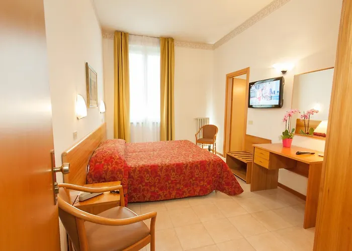 Hotel Vittoria 3*