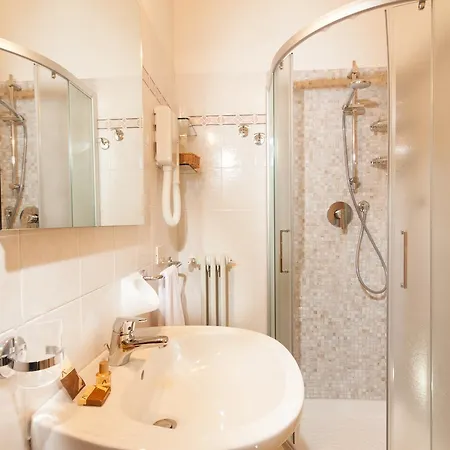 Vittoria 3*